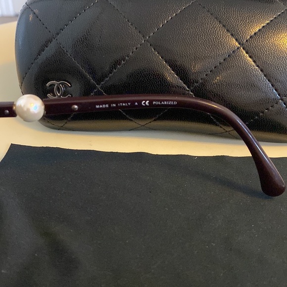 Chanel polarized sunglasses - Picture 5 of 7